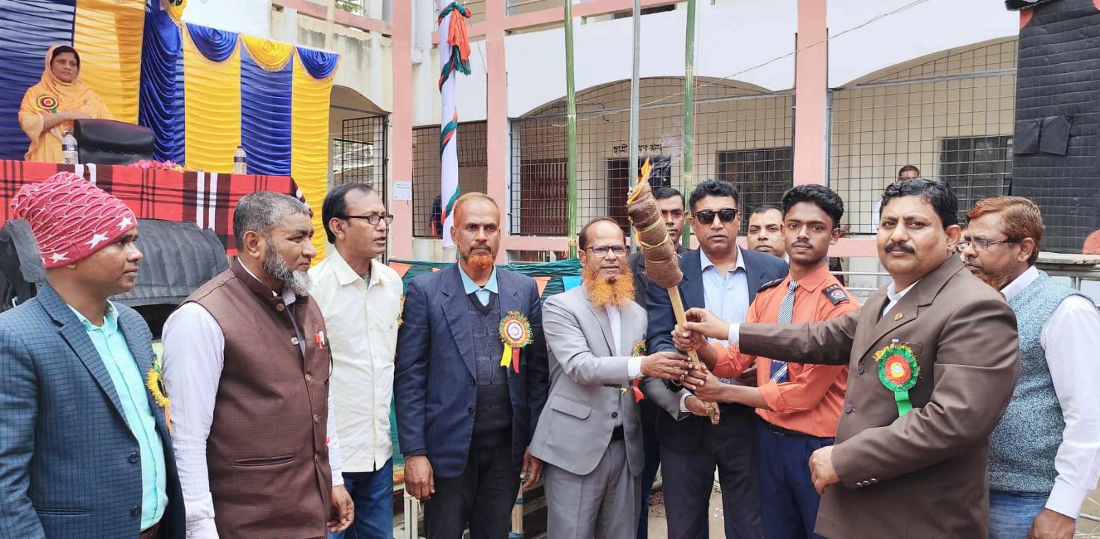 পাইকগাছায় টাউন মাধ্যমিক বিদ্যালয়ে বার্ষিক ক্রীড়া প্রতিযোগিতা ও সাংস্কৃতিক অনুষ্ঠান