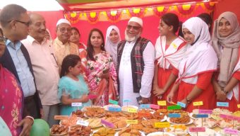 উৎসবে পিঠার বাহার