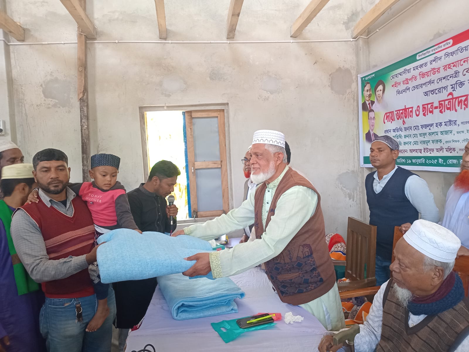 শহিদ জিয়ার জন্ম বার্ষিকী উপলক্ষে বরগুনায় বিভিন্ন কর্মসূচী পালন