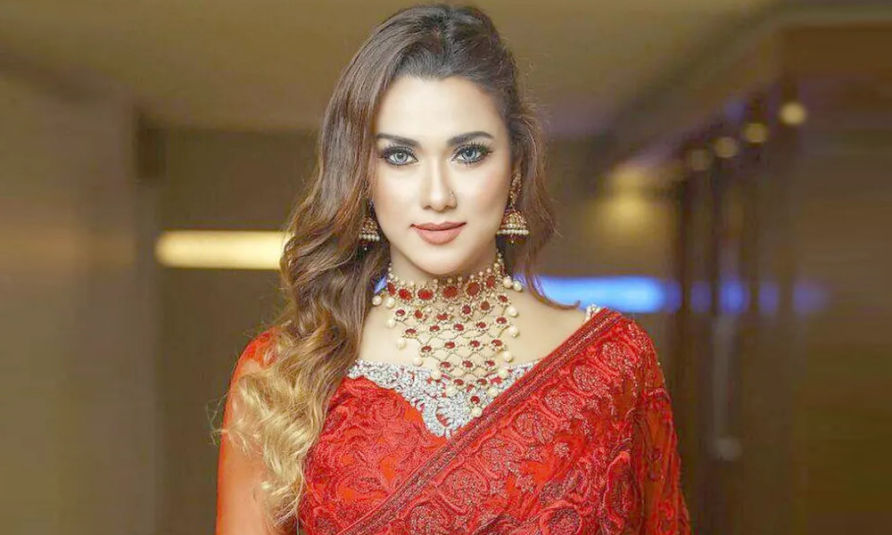 আমাকে তালাবদ্ধ করে রাখা হতো : ববি