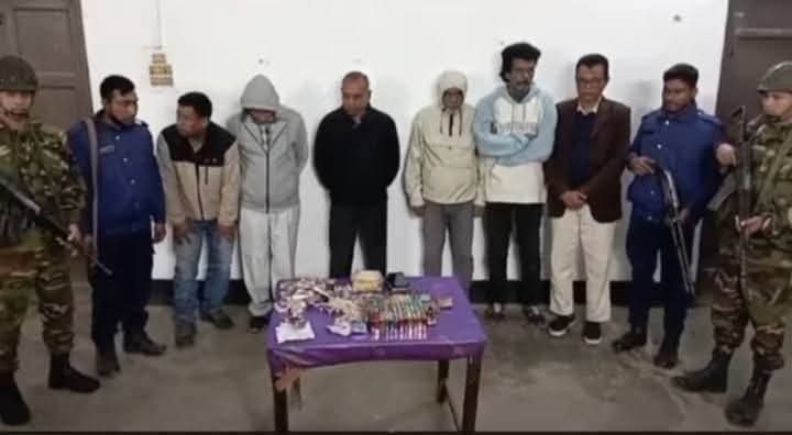 গাইবান্ধা জেলা পাবলিক লাইব্রেরীতে ৬ জুয়ারু আটক”