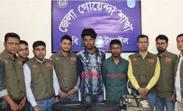 বাসে ডাকাতি ও শ্লীলতাহানির মূল পরিকল্পনাকারী গ্রেপ্তার, সাতদিনের রিমান্ডে