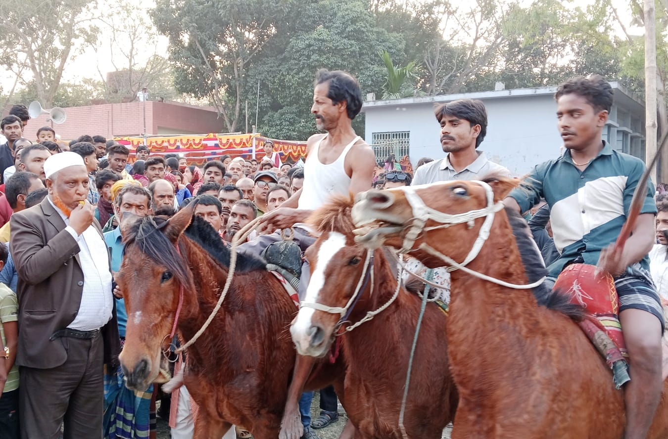 ঘিওরে সরস্বতী পূজা উপলক্ষে ঘৌড়দৌড় ও মেলা