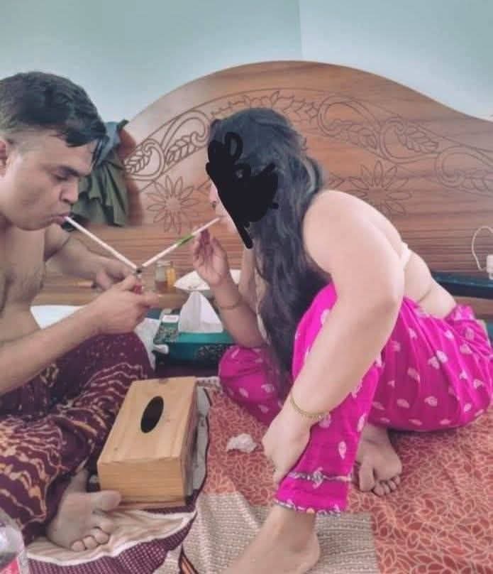মাদকদ্রব্য নিয়ন্ত্রণ অধিদপ্তরের কর্মকর্তার বিরুদ্ধে গুরুতর অভিযোগ মাদক সেবন করা ও নারী কেলেঙ্কারের অভিযোগ
