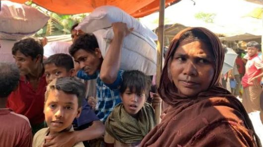 ‘আমাদের বার্মা ফেরত পাঠাও,’ খাদ্য সহায়তা কমানোয় দেশে ফিরতে চান রোহিঙ্গারা