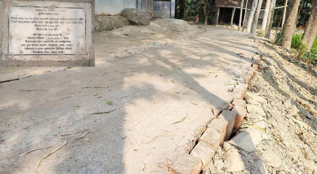 মান্দায় বিবিজি প্রকল্প কাজে ব্যাপক অনিয়মের অভিযোগ”