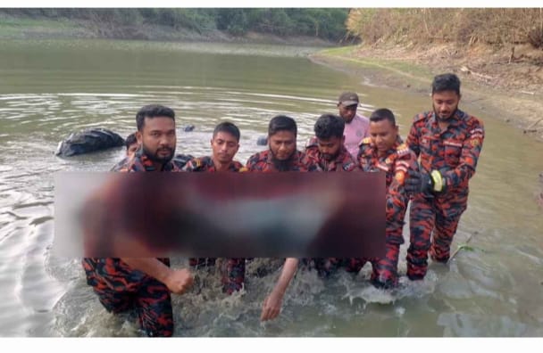 বান্দরবানে রোয়াংছড়ি ট্রাক্টর চালকের মৃত্যু”