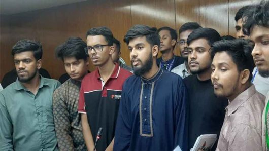 বৈঠকে সন্তুষ্ট নন, কঠোর কর্মসূচির হুঁশিয়ারি পলিটেকনিক শিক্ষার্থীদের