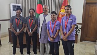 কাতার সফরে প্রধান উপদেষ্টার সঙ্গী ৪ নারী খেলোয়াড়