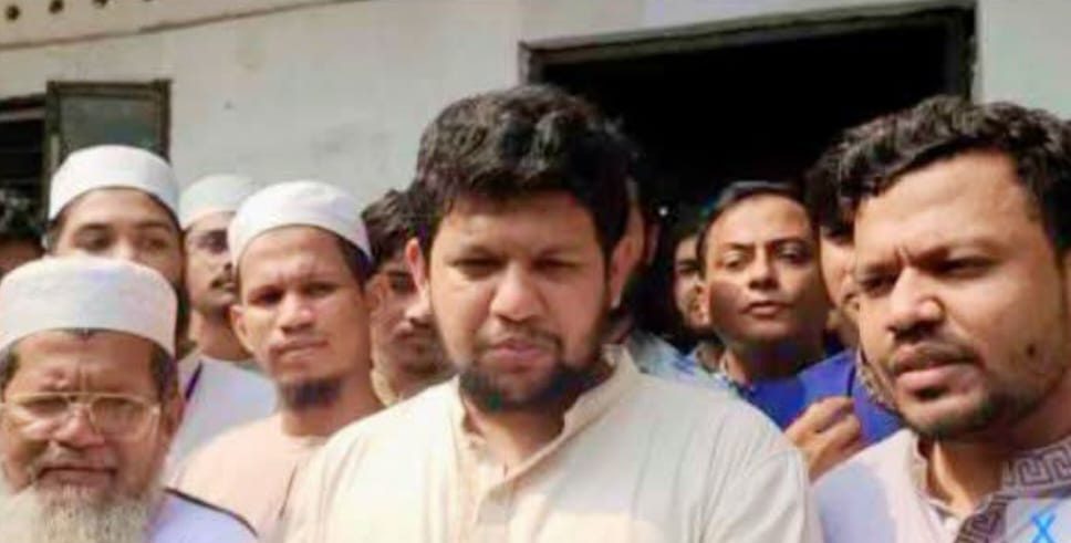 আওয়ামীলীগ নিষিদ্ধের সিদ্ধান্ত সরকার একা সিদ্ধান্ত নিতে পারে না”