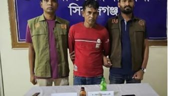 সিরাজগঞ্জে স্ত্রীর কথিত প্রেমিককে ফাঁসাতে বন্ধুকে হত্যা করেন স্বামী