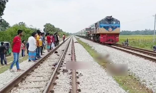 কুমিল্লায় ট্রেনে কাটা পড়ে ৩ যুবক নিহত