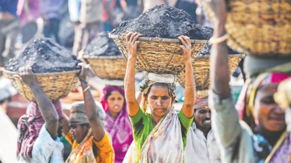 দেশে ৩০ লাখ মানুষ নতুন করে দরিদ্র হতে পারে: বিশ্বব্যাংক