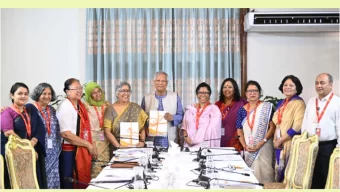 প্রধান উপদেষ্টার কাছে প্রতিবেদন জমা দিল নারীবিষয়ক সংস্কার কমিশন
