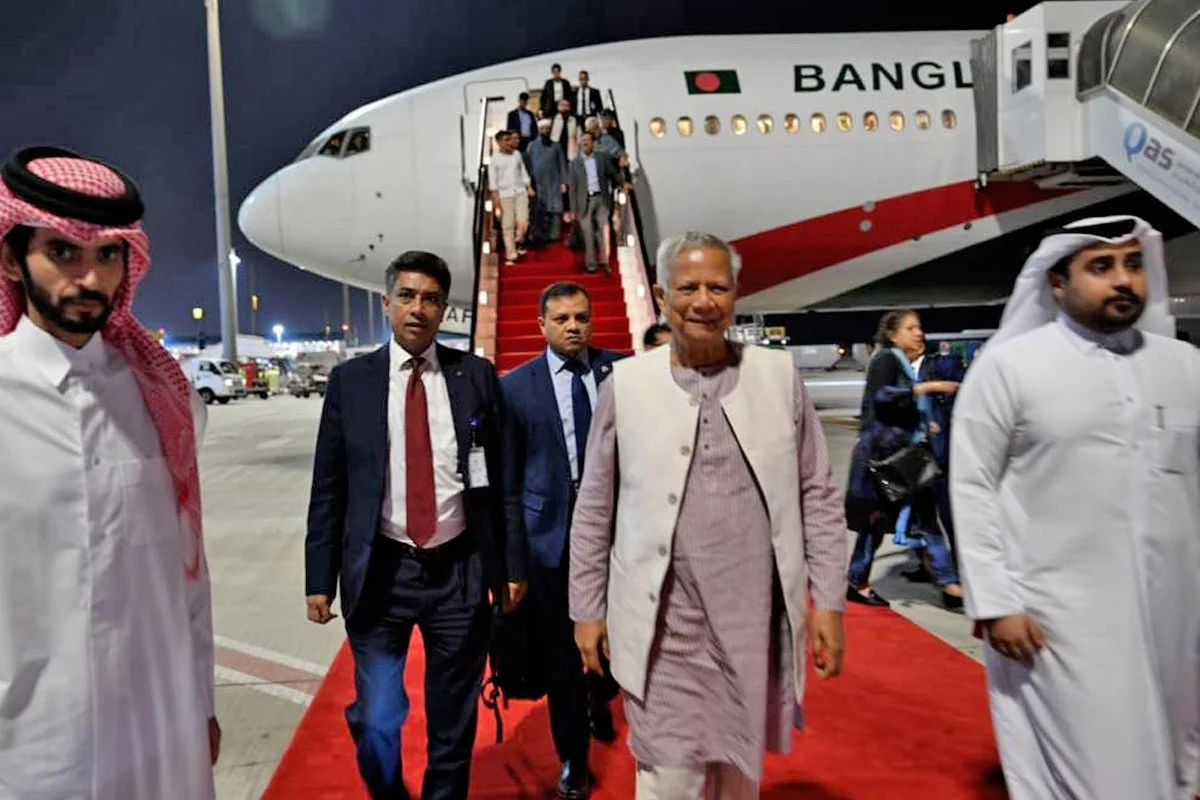 দোহায় পৌঁছেছেন প্রধান উপদেষ্টা