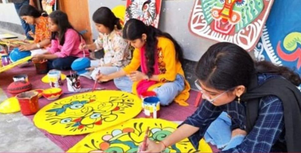 বরিশালে বৈশাখী মেলার অনুমতি নেই , চলছে মঙ্গল শোভাযাত্রার প্রস্তুতি