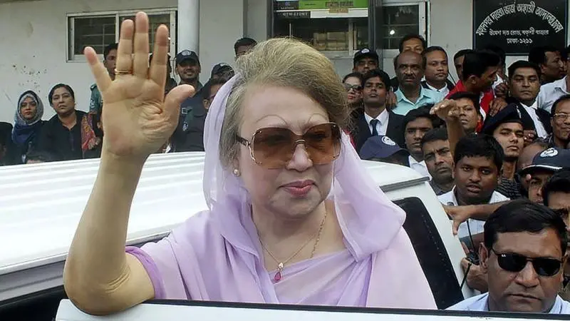 খালেদা জিয়া একদিন পিছিয়ে দেশে ফিরছেন মঙ্গলবার