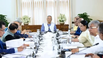 নির্বাচন ইস্যু ঘিরে যেভাবে সংকটের মুখোমুখি হয়েছে অন্তর্বর্তী সরকার
