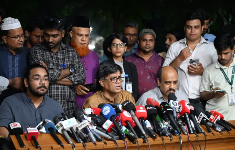 ‘আগামী বছরের ৩০ জুনের পর একদিনও ক্ষমতায় থাকবেন না অধ্যাপক ইউনূস’