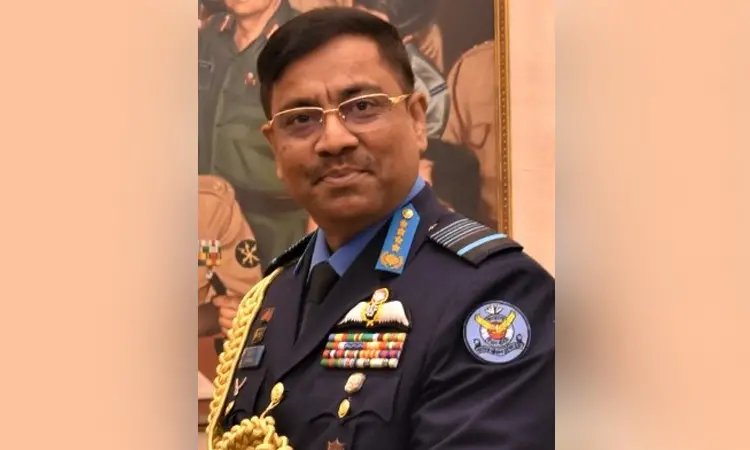 বিমান বাহিনীর সাবেক প্রধান আব্দুল হান্নান ও তার পরিবারের দেশত্যাগে নিষেধাজ্ঞা