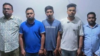 সাবেক স্বাস্থ্যমন্ত্রীর বাড়িতে অভিযান চালিয়ে ছাত্রলীগ যুবলীগের ৫ নেতা কর্মী গ্রেফতার