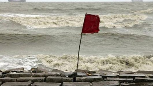 সমুদ্রবন্দরগুলোকে ৩ নম্বর সংকেত