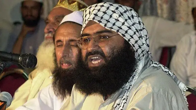 মাসুদ আজহার কে, কেন তার নাম ভারতের ‘মোস্ট ওয়ান্টেড’ তালিকায়?