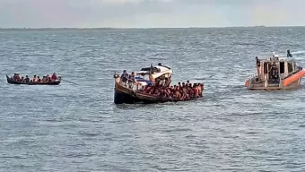 নাফ নদ থেকে চার জেলেকে ধরে নিয়ে গেছে আরাকান আর্মি