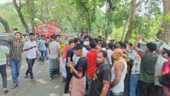 চাঁদপুরে দুই সিএনজির মুখোমুখি সংঘর্ষ, নিহত ১