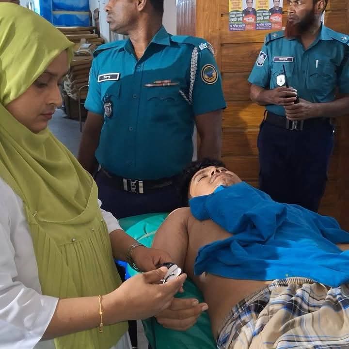 বরিশালের পুলিশের হাত থেকে পালিয়ে রক্ষা হলো না ছাত্রলীগ নেতা রবিনের”