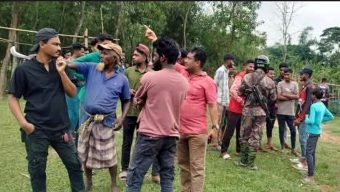 সিলেটের জাফলংয়ে খেলার মাঠ দখল করতে এসে স্থানীয়দের তোপের মুখে ভারতীয় বিএসএ