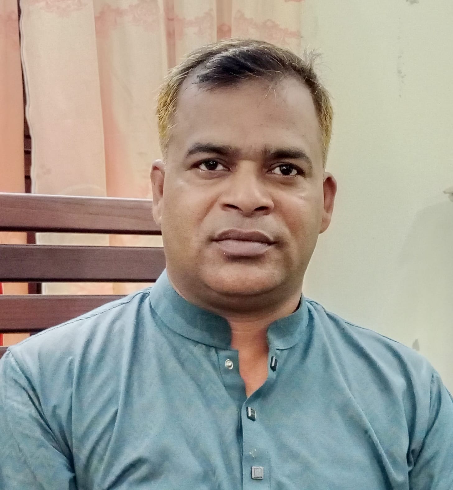 দৌলতপুরে জেলেদের ভিজিএফ কার্ডের চাল বিতরণের মিথ্যা সংবাদ প্রকাশ করায় চেয়ারম্যানের সংবাদ সম্মেলন