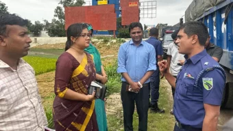 সিরাজগঞ্জে ১০ টন পলিথিন জব্দ, মালিকের জরিমানা
