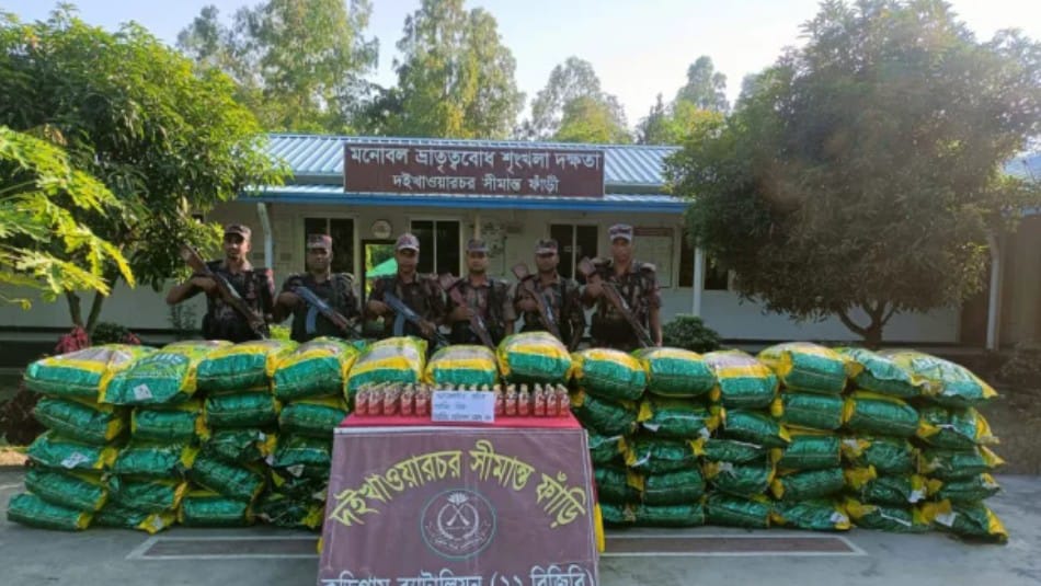 বিজিবির অভিযানে কুড়িগ্রামে বিপুল পরিমাণে জিরা-মদ জব্দ