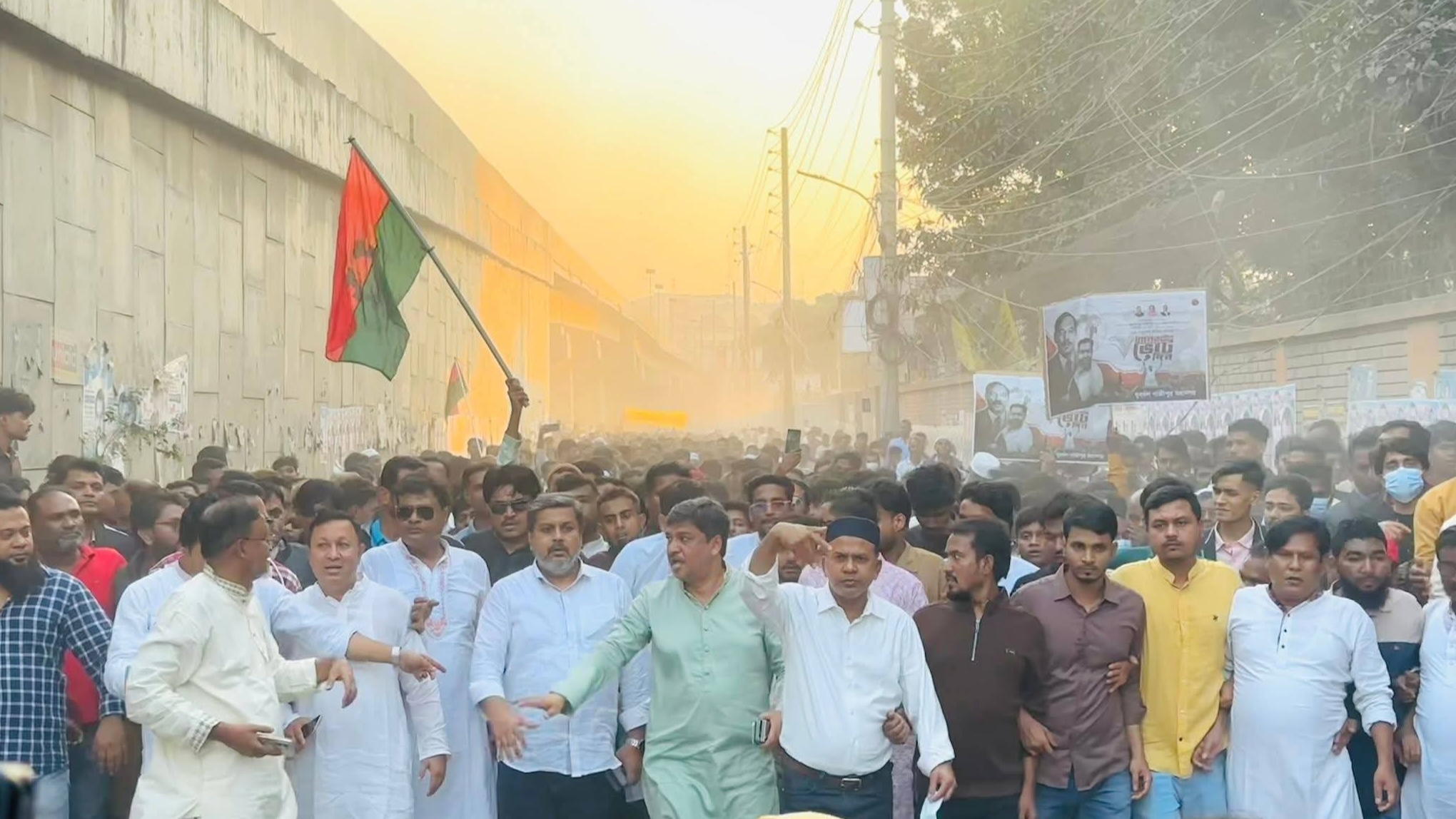 টঙ্গীতে বিএনপির ব্যাপক গণসংযোগ ও আনন্দ মিছিল অনুষ্ঠিত