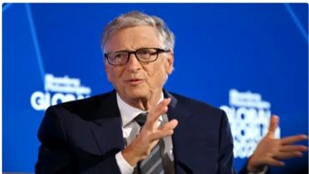 এপস্টেইনের সঙ্গে কাটানো প্রতিটি মিনিটের জন্য ক্ষমা চাইলেন বিল গেটস