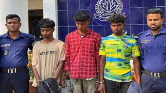 নওগাঁয় তরুণীকে দলবদ্ধ ধর্ষণের অভিযোগে গ্রেপ্তার ৩