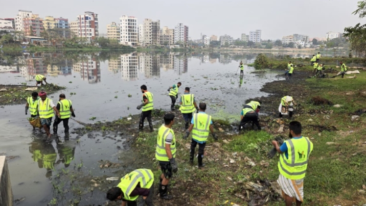 বিএনপির পরিষ্কারাভিযানে প্রাণ ফিরছে রাজধানীর খাল-ডোবা-নালার