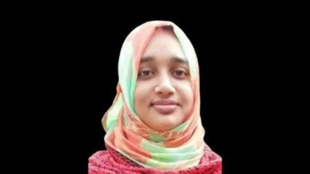 ইবিতে শিক্ষিকাকে জবাই করে নিজের গলায় ছুরি চালালেন কর্মচারী