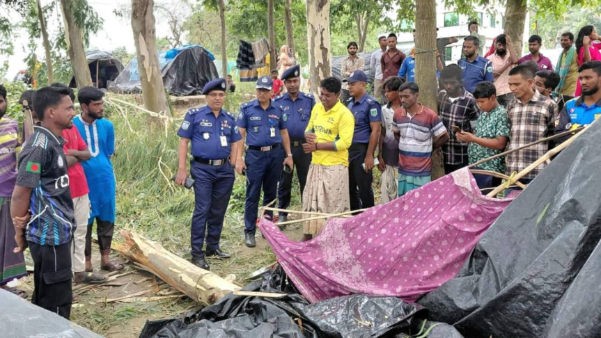 পলিথিনের ছাউনিতে বসবাস, কালবৈশাখীতে গাছচাপায় অন্তঃসত্ত্বার মৃত্যু