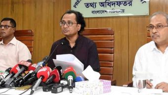 শেখ হাসিনার বক্তব্য প্রচার করলে ব্যবস্থা নেবে সরকার: তথ্য উপদেষ্টা