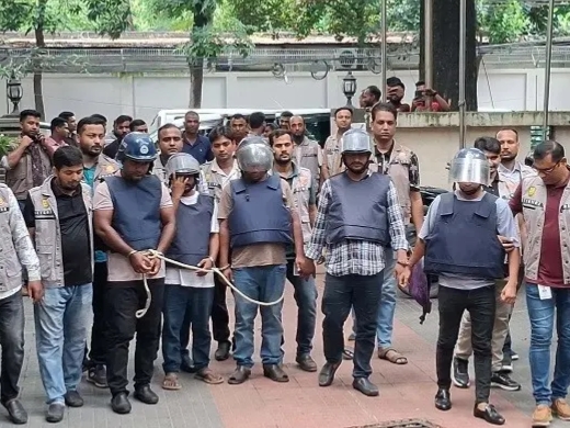 প্রধানমন্ত্রীর খালাতো ভাইয়ের কোটি টাকা ছিনতাই, রিমান্ডে একজন