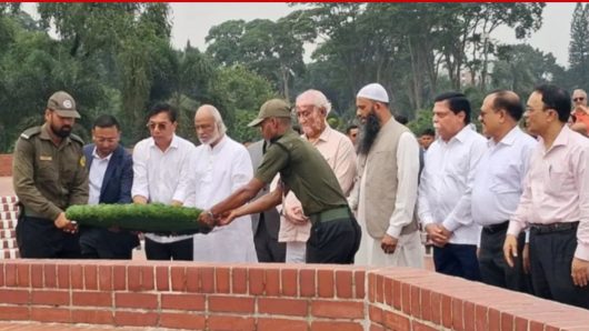 জাতীয় স্মৃতিসৌধে শ্রদ্ধা জানালেন নতুন মন্ত্রী-প্রতিমন্ত্রীরা