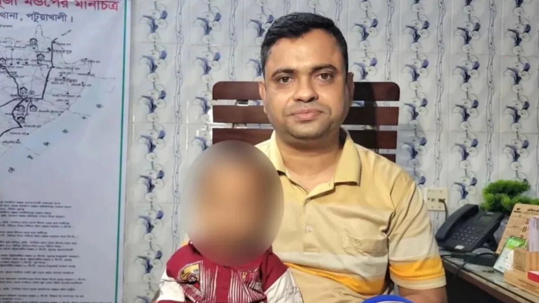 আইফোন কিনতে লাখ টাকায় নিজের সন্তান বিক্রি করে দেয়া সেই শিশুপুত্র উদ্ধার