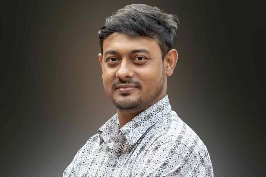 এবার নিজের জেলায় নাসীরুদ্দীন পাটওয়ারীকে অবাঞ্ছিত ঘোষণা