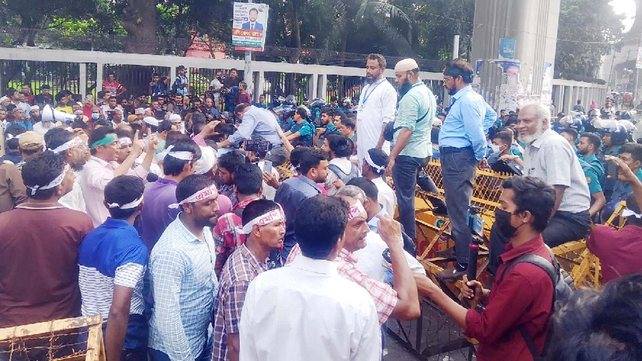 ঢাকায় নন-এমপিও শিক্ষকদের অবস্থান কর্মসূচি আজ