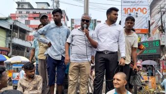 সুনামগঞ্জে ব্যাটারী চালিত অটো রিকশায় নতুন নম্বর প্লেট প্রদানের দাবীতে বিক্ষোভ মিছিল