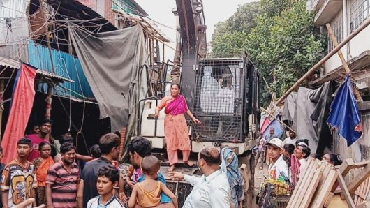 গাজীপুরে টঙ্গীর কুখ্যাত হাজির মাজার বস্তি উচ্ছেদ
