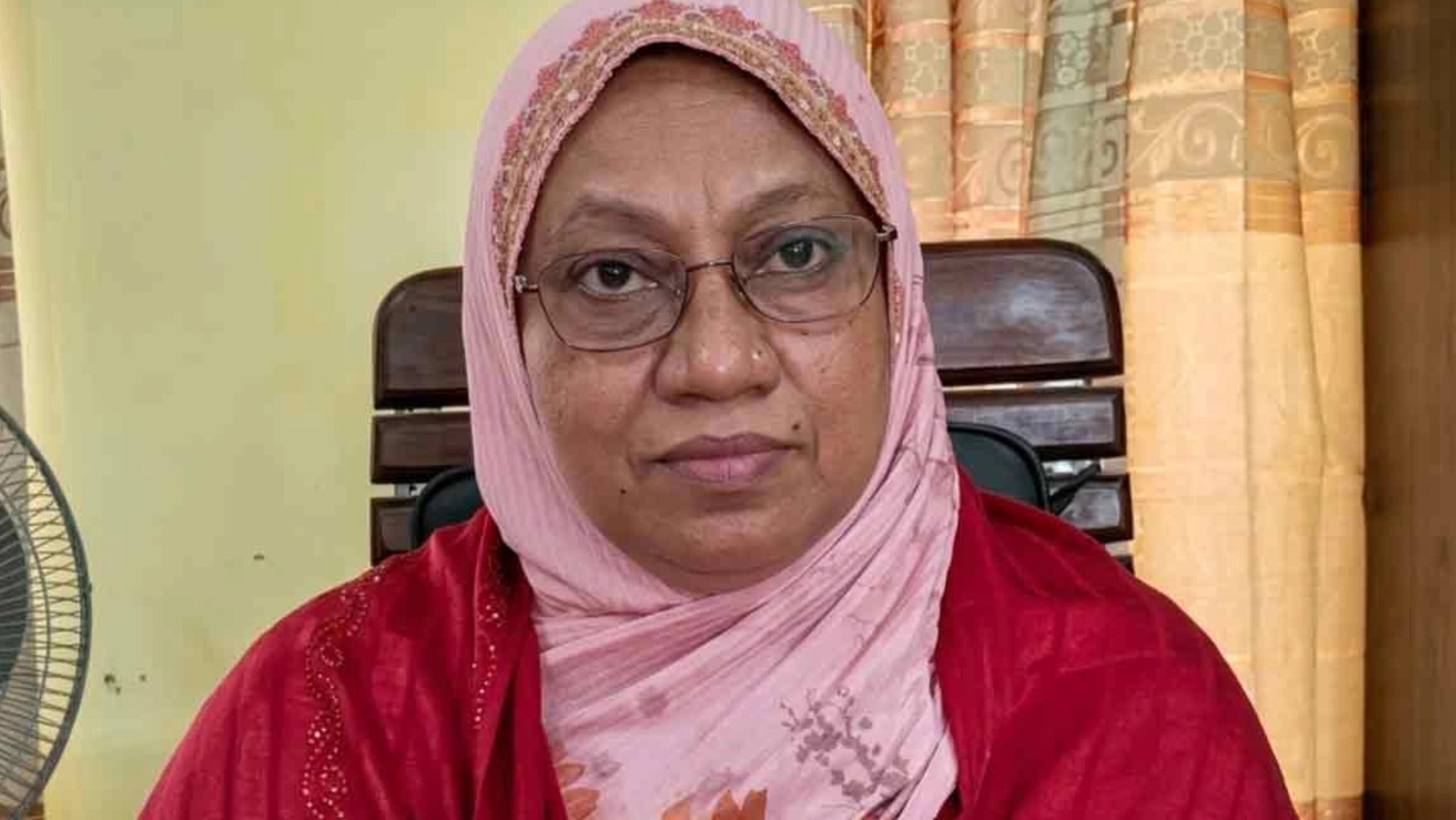 মৃত মায়ের সরকারি পাওনা তুলতে সন্তানের কাছে ঘুষ দাবি, শিক্ষা কর্মকর্তা বদলি