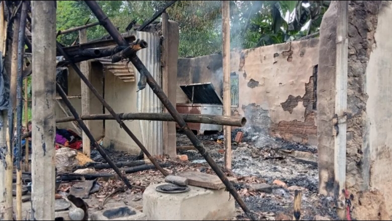 সম্পত্তির দাবিতে দাদা-দাদির ঘরে আগুন দিলো নাতি